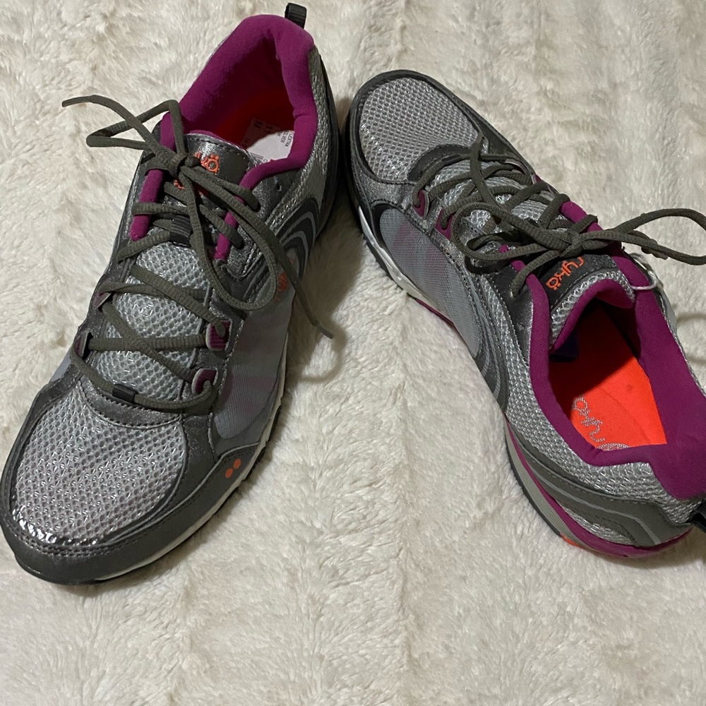 Ryka running shoes size 11